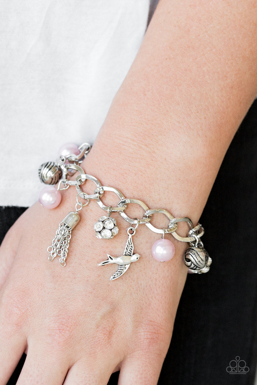 Lady Love Dove Pink Paparazzi Bracelet Cashmere Pink Jewels