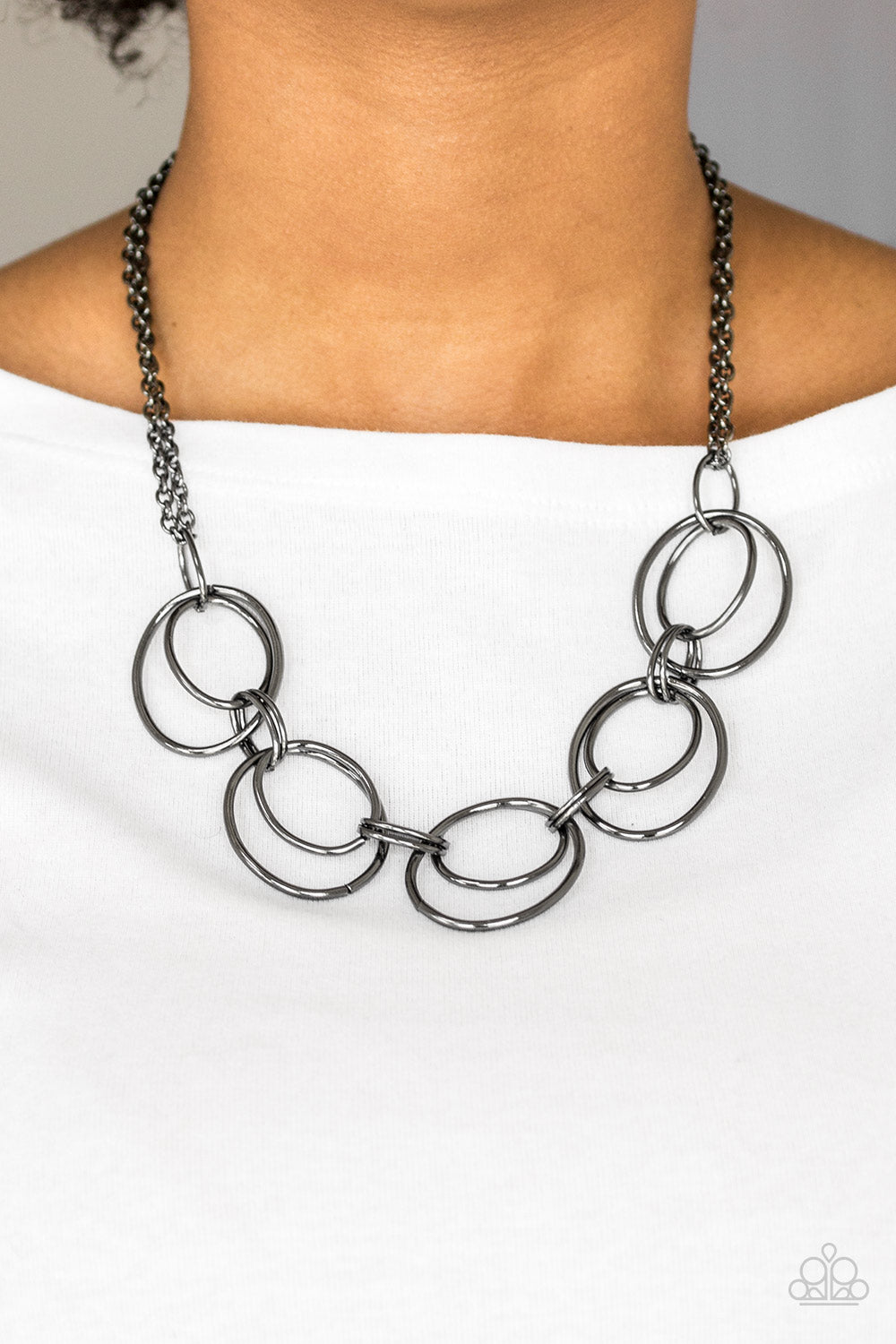 Urban Orbit Black Paparazzi Necklace Cashmere Pink Jewels