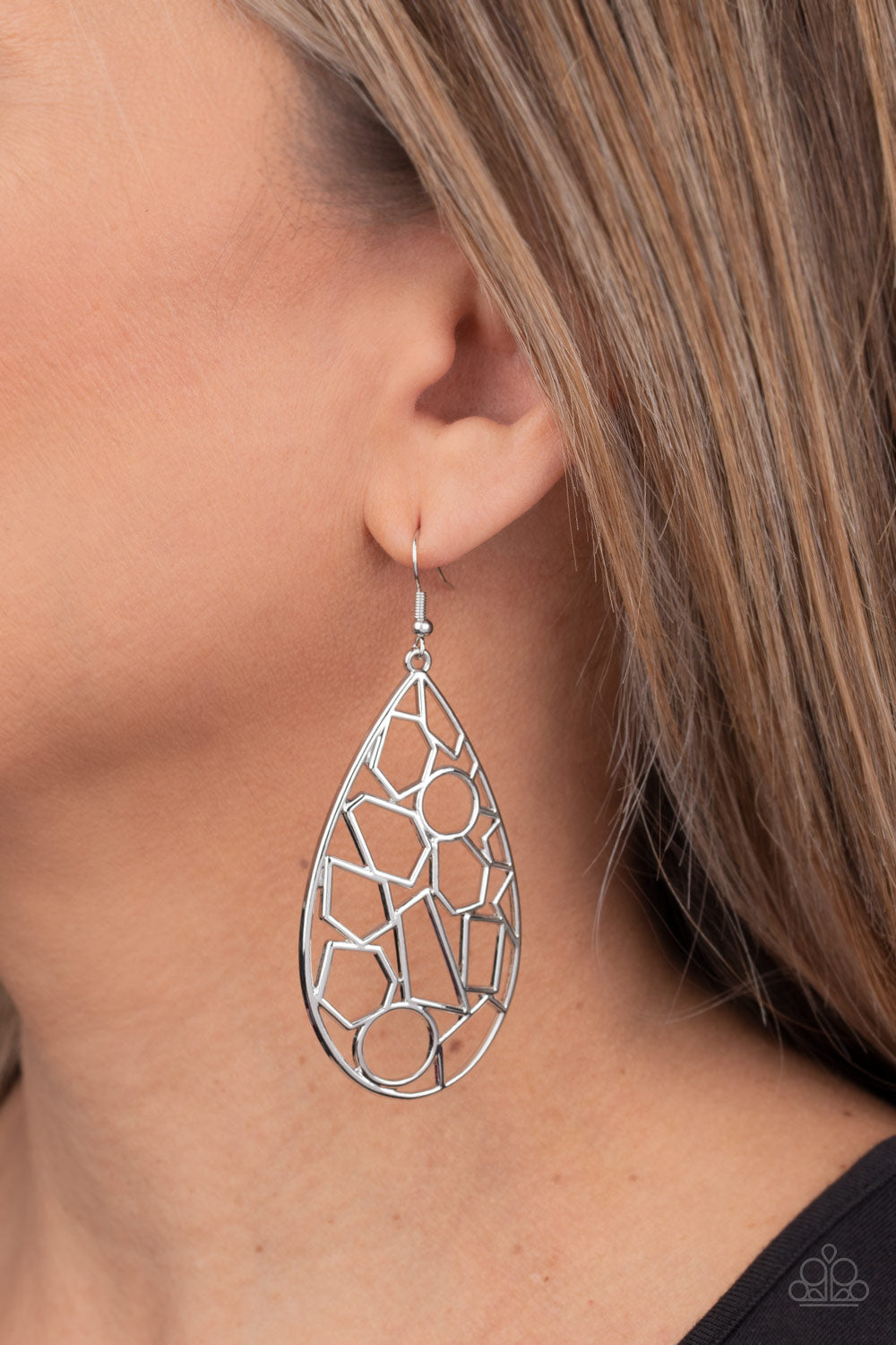 Reshaped Radiance Silver Paparazzi Earring Cashmere Pink Jewels