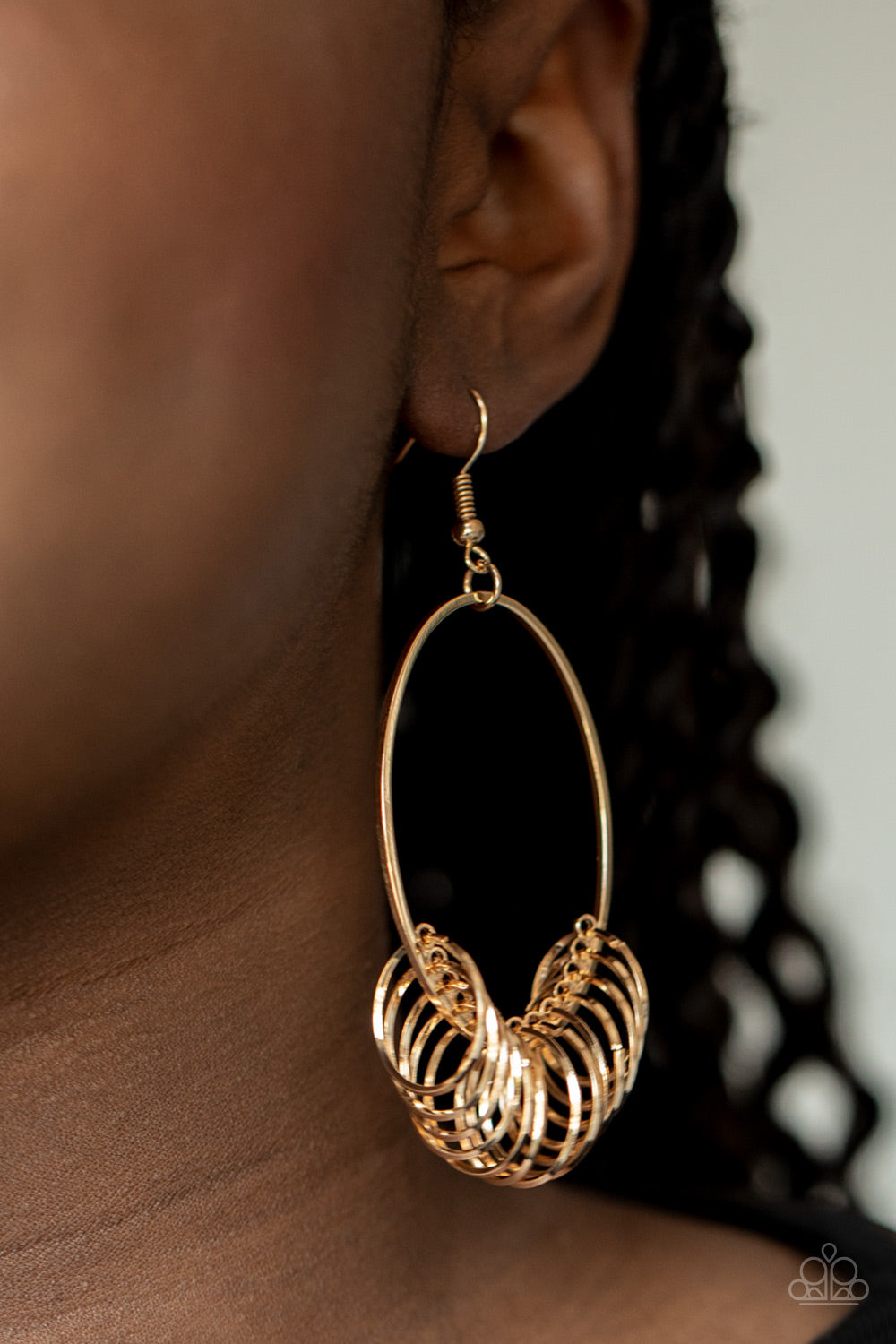 Halo Effect Gold Paparazzi Earring Cashmere Pink Jewels