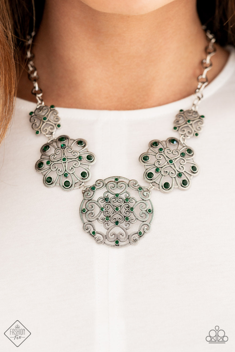 Royally Romantic Green Paparazzi Necklace Cashmere Pink Jewels