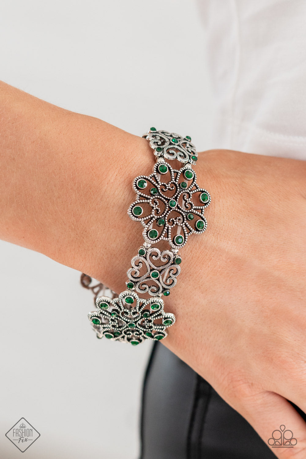 Regal Recognition Green Paparazzi Bracelet Cashmere Pink Jewels