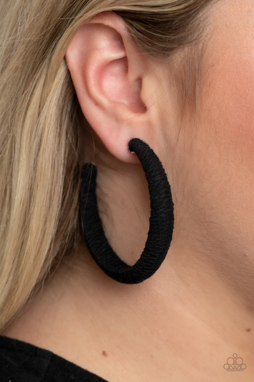 TWINE and Dine Black Paparazzi Earring Cashmere Pink Jewels