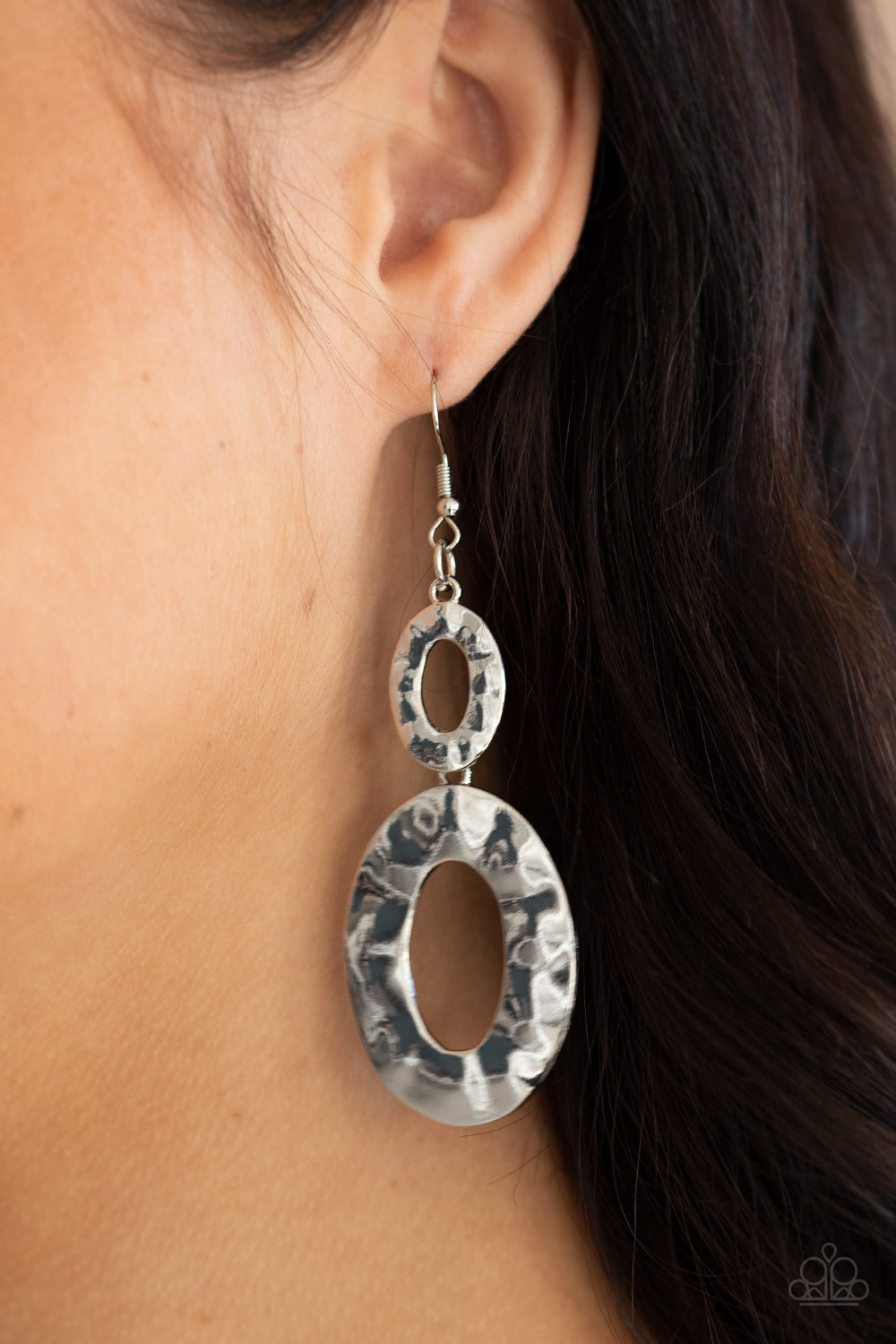 Bring On The Basics Silver Paparazzi Earring Cashmere Pink Jewels