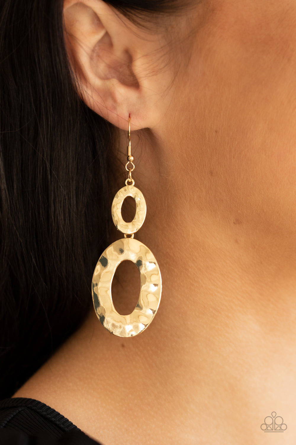 Bring On The Basics Gold Paparazzi Earring Cashmere Pink Jewels