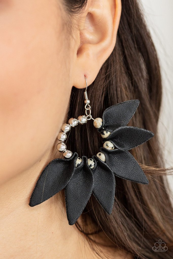 Flower Child Fever Black Paparazzi Earrings Cashmere Pink Jewels